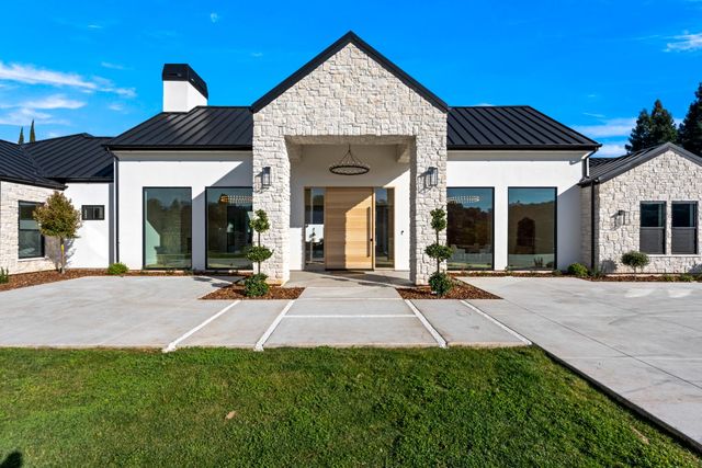 2735 Rattlesnake Rd, Newcastle, CA 95658