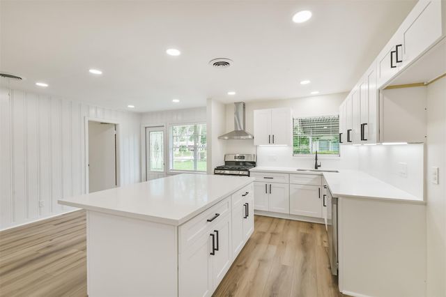 4422 Libbey Lane, Houston, TX 77092
