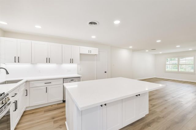 4422 Libbey Lane, Houston, TX 77092