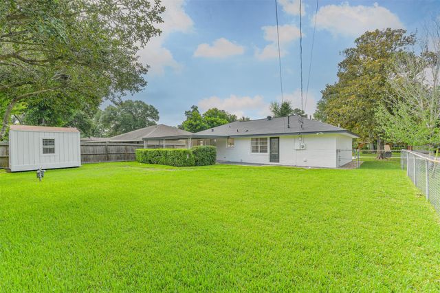 4422 Libbey Lane, Houston, TX 77092