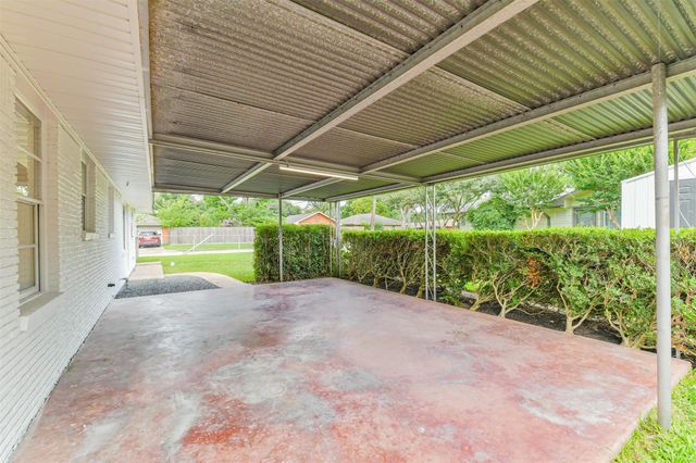 4422 Libbey Lane, Houston, TX 77092