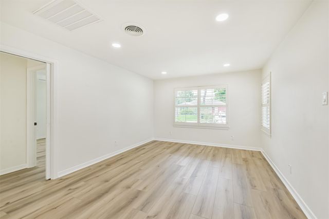 4422 Libbey Lane, Houston, TX 77092