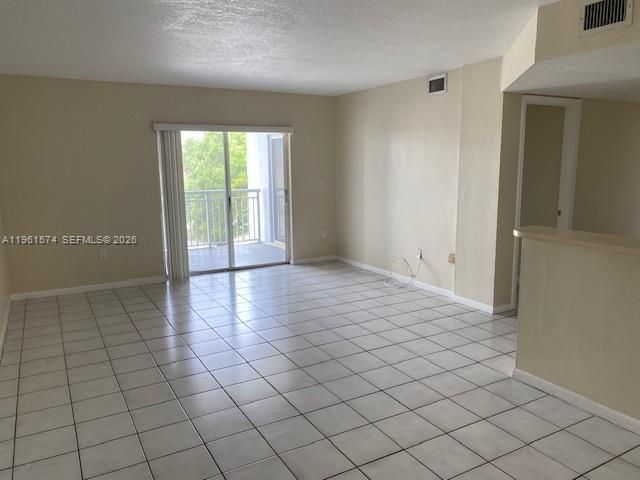 8560 SW 212th St 305, Cutler Bay, FL 33189