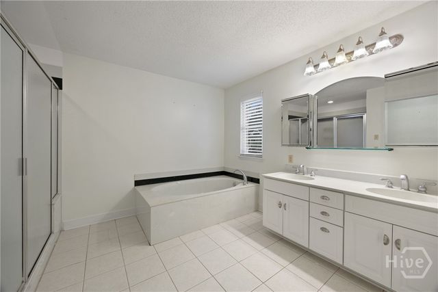 1 Shipyard Lane, Savannah, GA 31406