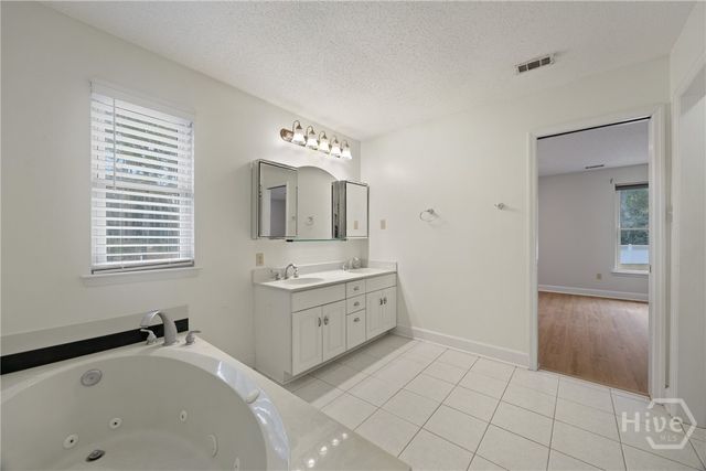 1 Shipyard Lane, Savannah, GA 31406