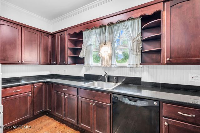 26 Bridlemere Avenue, Interlaken, NJ 07712