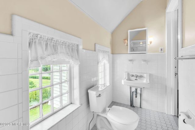 26 Bridlemere Avenue, Interlaken, NJ 07712