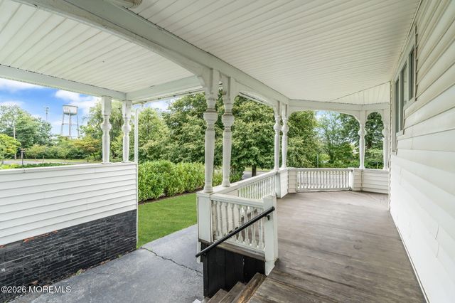 26 Bridlemere Avenue, Interlaken, NJ 07712