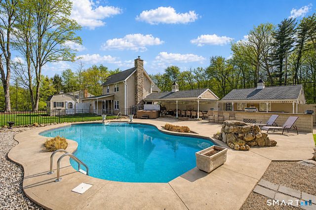 602 Durham Road, Madison, CT 06443