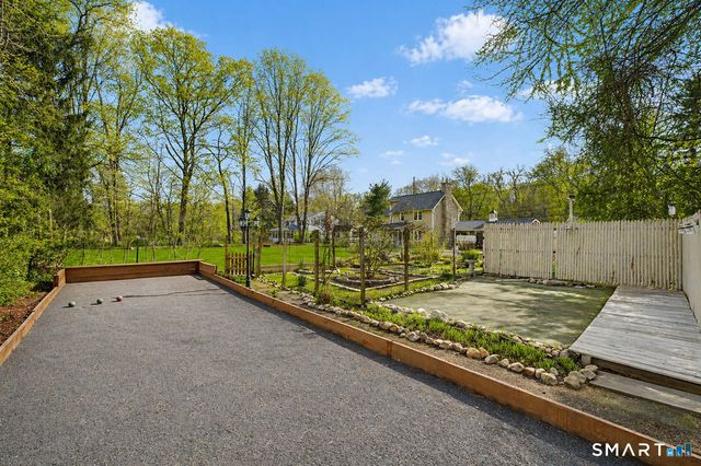 602 Durham Road, Madison, CT 06443
