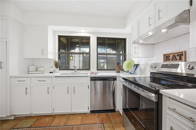 10217 Conser Street, Overland Park, KS 66212