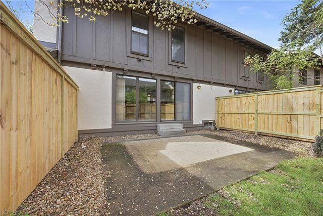 10217 Conser Street, Overland Park, KS 66212