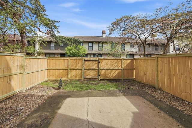 10217 Conser Street, Overland Park, KS 66212