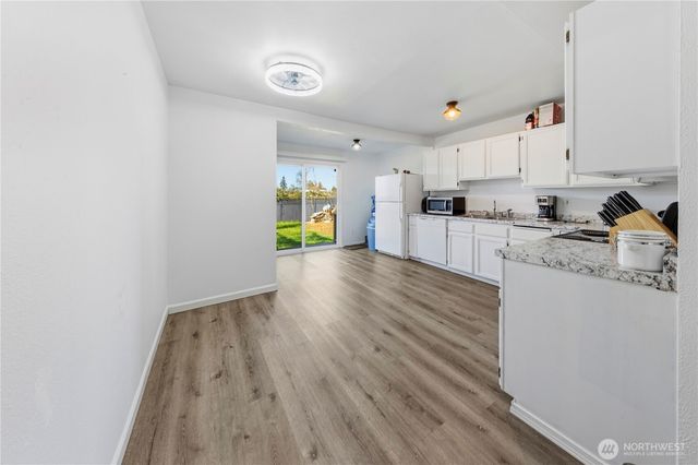 6505 Stewart Avenue E, Puyallup, WA 98371