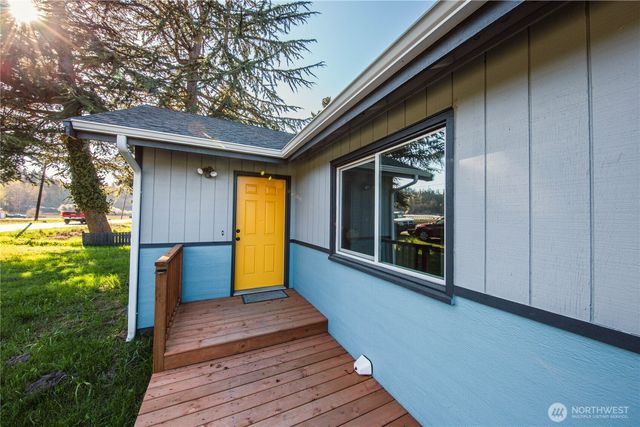 6505 Stewart Avenue E, Puyallup, WA 98371