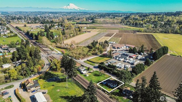 6505 Stewart Avenue E, Puyallup, WA 98371