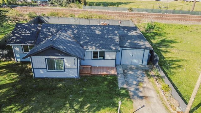 6505 Stewart Avenue E, Puyallup, WA 98371