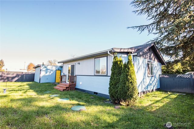 6505 Stewart Avenue E, Puyallup, WA 98371