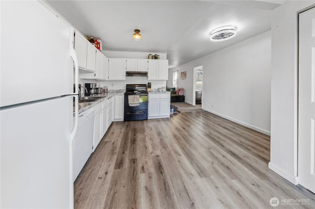 6505 Stewart Avenue E, Puyallup, WA 98371