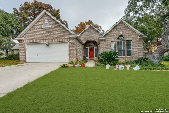 3011 Fall Crest Dr., San Antonio, TX 78247