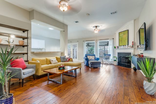 3011 Fall Crest Dr., San Antonio, TX 78247