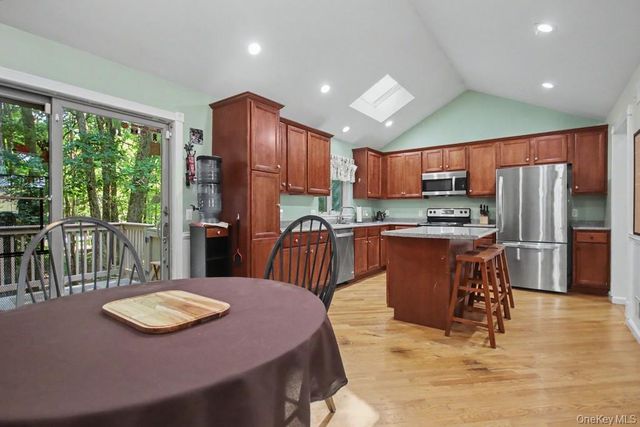 160 Lake Shore Drive E, Rock Hill, NY 12775