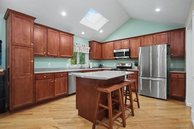 160 Lake Shore Drive E, Rock Hill, NY 12775