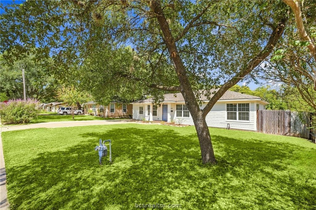 1602 East 28th Street, Bryan, TX 77802 — photo 4