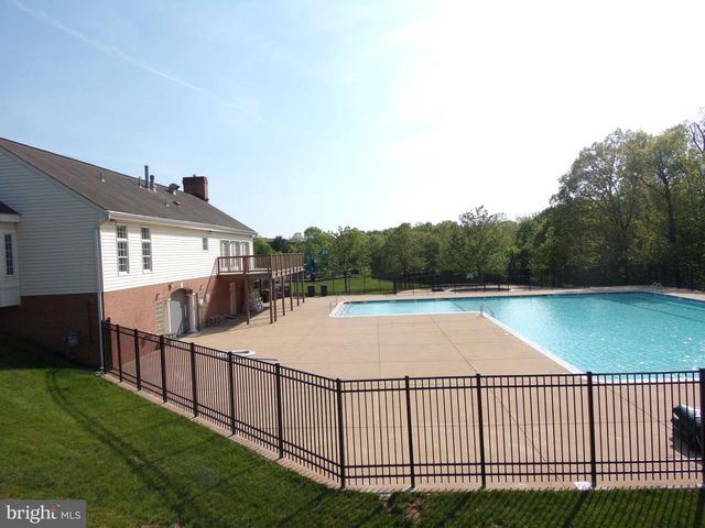 30125 MERCHANT CT, Great Falls, VA 22066