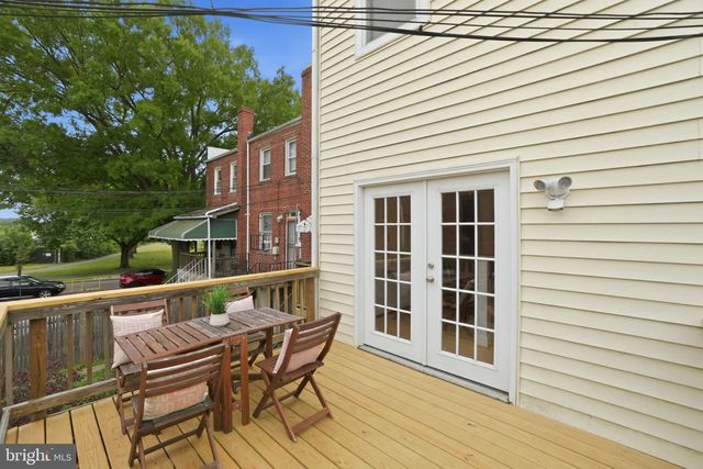 2022 C ST NE, Washington, DC 20002