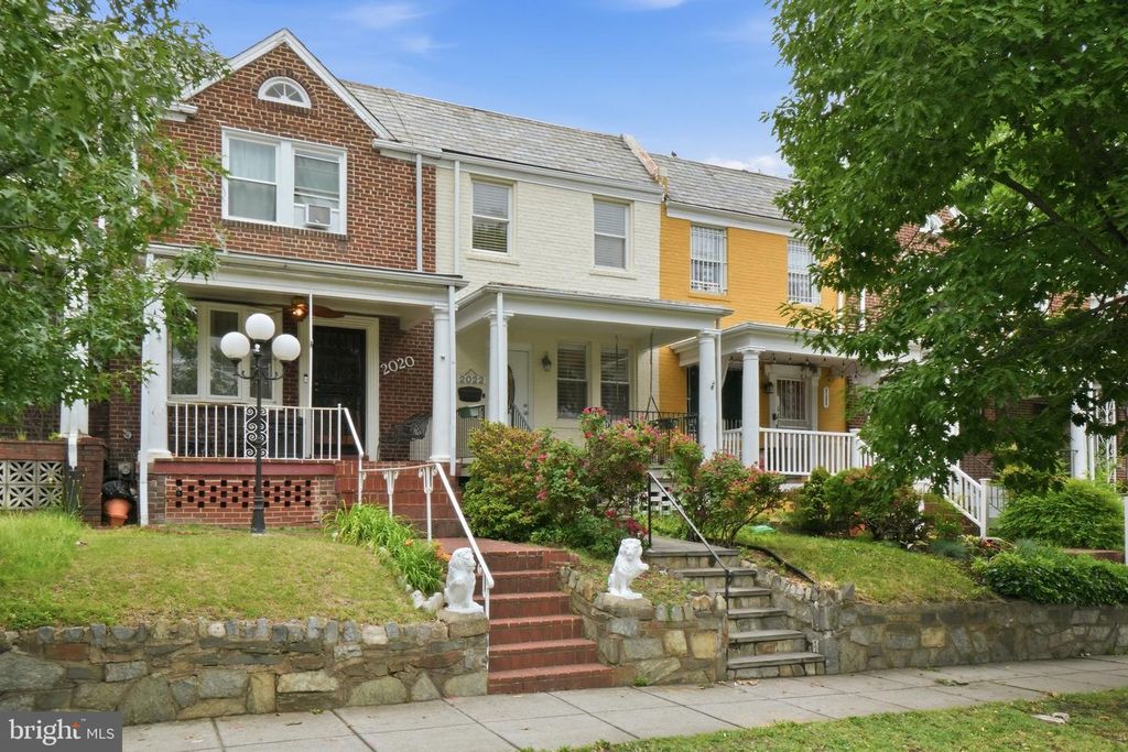 2022 C ST NE, Washington, DC 20002