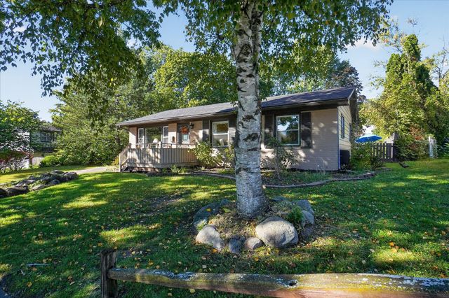 2009 Darby Drive, Lansing City, MI 48906