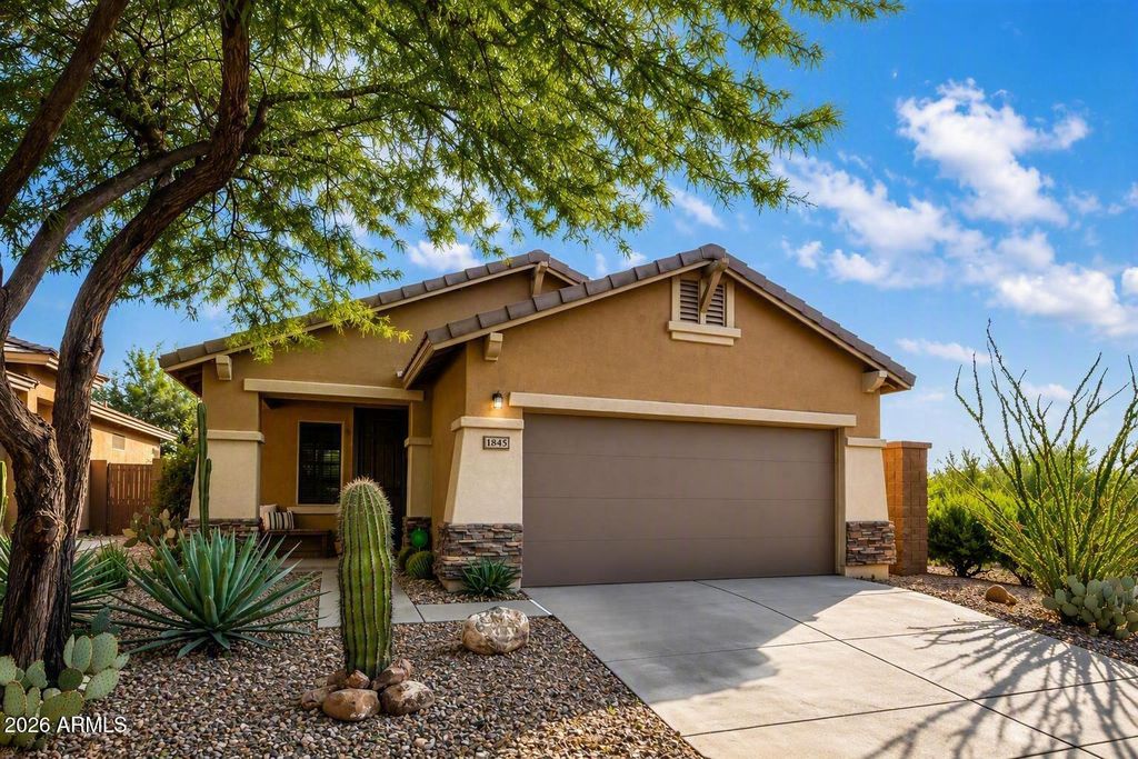 1845 W OWENS Way, Anthem, AZ 85086 — photo 2