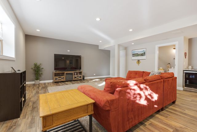 730 Bruce Drive, Hampshire, IL 60140