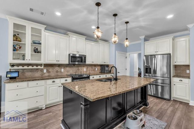 382 Savannah Road, Richmond Hill, GA 31324