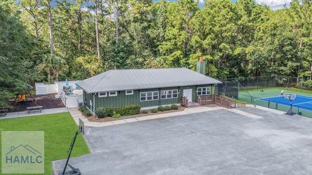 382 Savannah Road, Richmond Hill, GA 31324