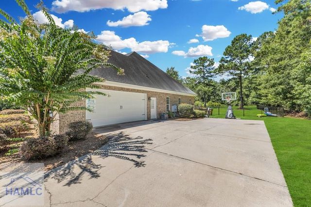 382 Savannah Road, Richmond Hill, GA 31324