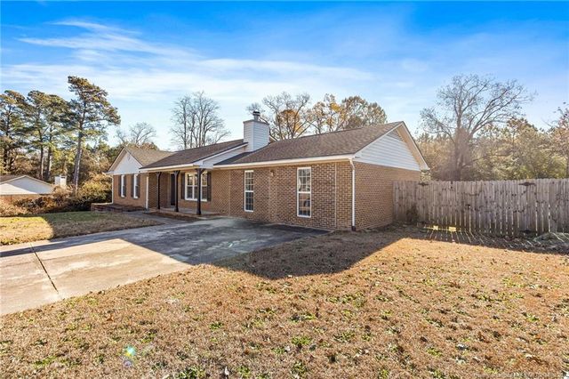 300 Sparrow Drive, Fayetteville, NC 28306