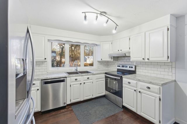 7 Bradford Street, Nashua, NH 03063