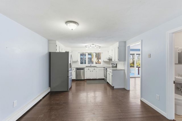 7 Bradford Street, Nashua, NH 03063