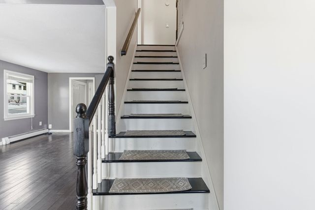 7 Bradford Street, Nashua, NH 03063