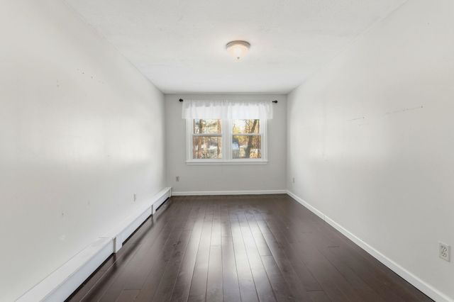 7 Bradford Street, Nashua, NH 03063