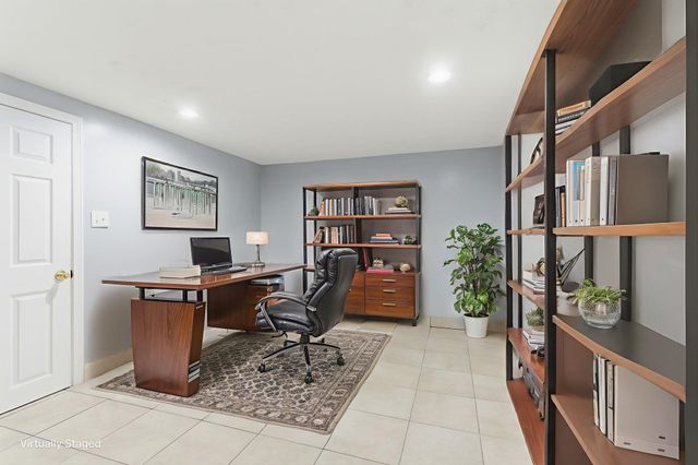 7 Bradford Street, Nashua, NH 03063