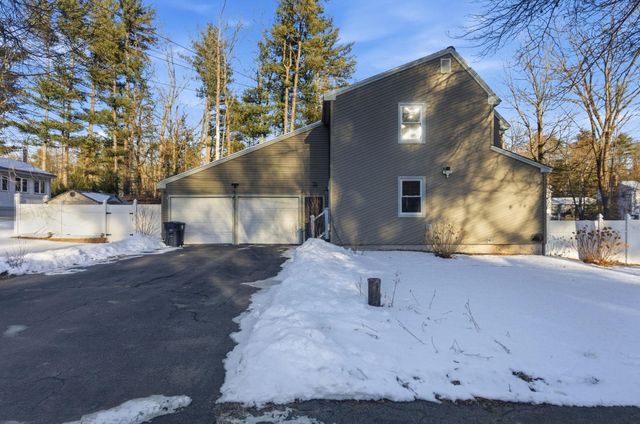 7 Bradford Street, Nashua, NH 03063