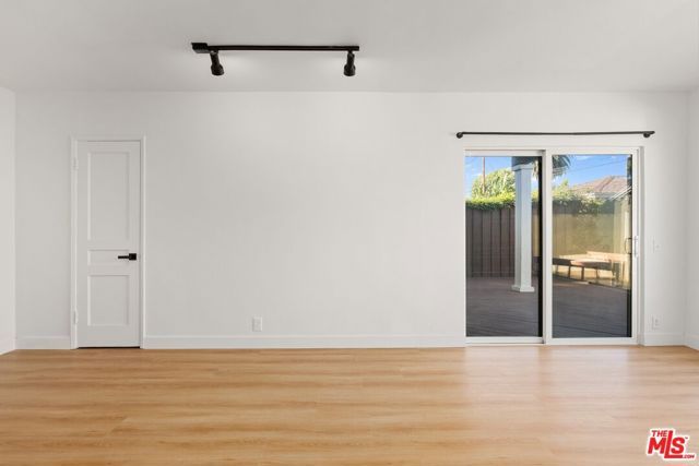 2522 Armacost Avenue, Los Angeles, CA 90064