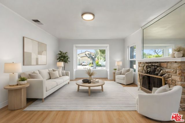 2522 Armacost Avenue, Los Angeles, CA 90064