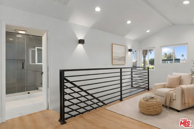 2522 Armacost Avenue, Los Angeles, CA 90064