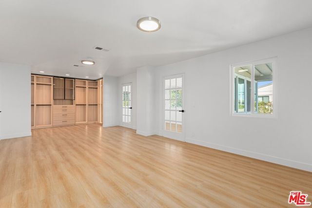 2522 Armacost Avenue, Los Angeles, CA 90064