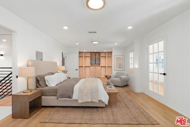2522 Armacost Avenue, Los Angeles, CA 90064