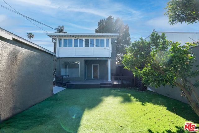 2522 Armacost Avenue, Los Angeles, CA 90064